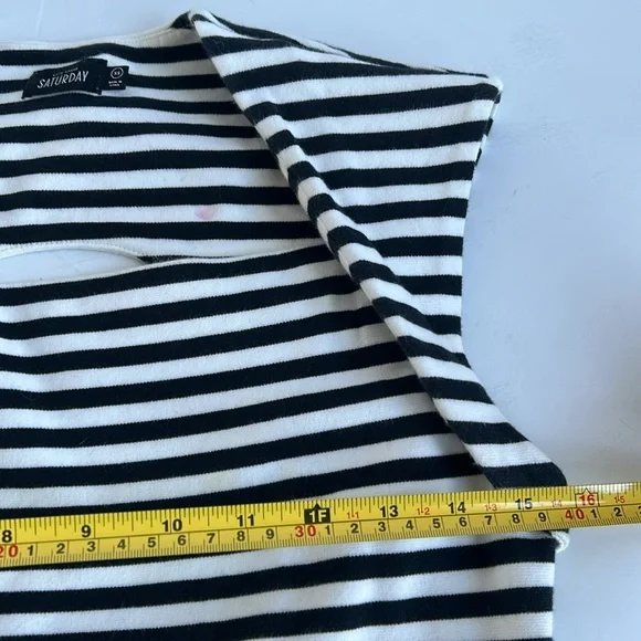 Kate Spade Saturday black and white stripe sleeveless mini dress w back cut out - Picture 11 of 15